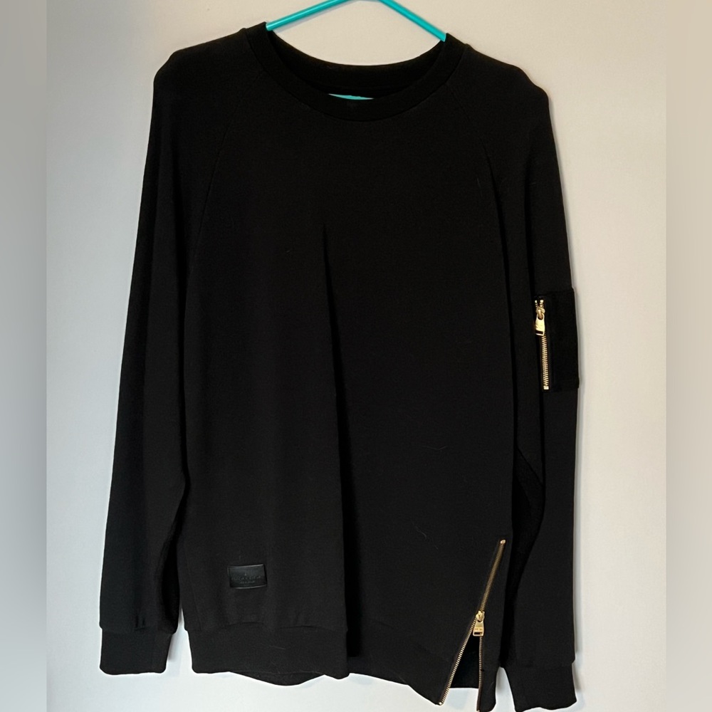 Crooks & castles crewneck with side zip. Size Large